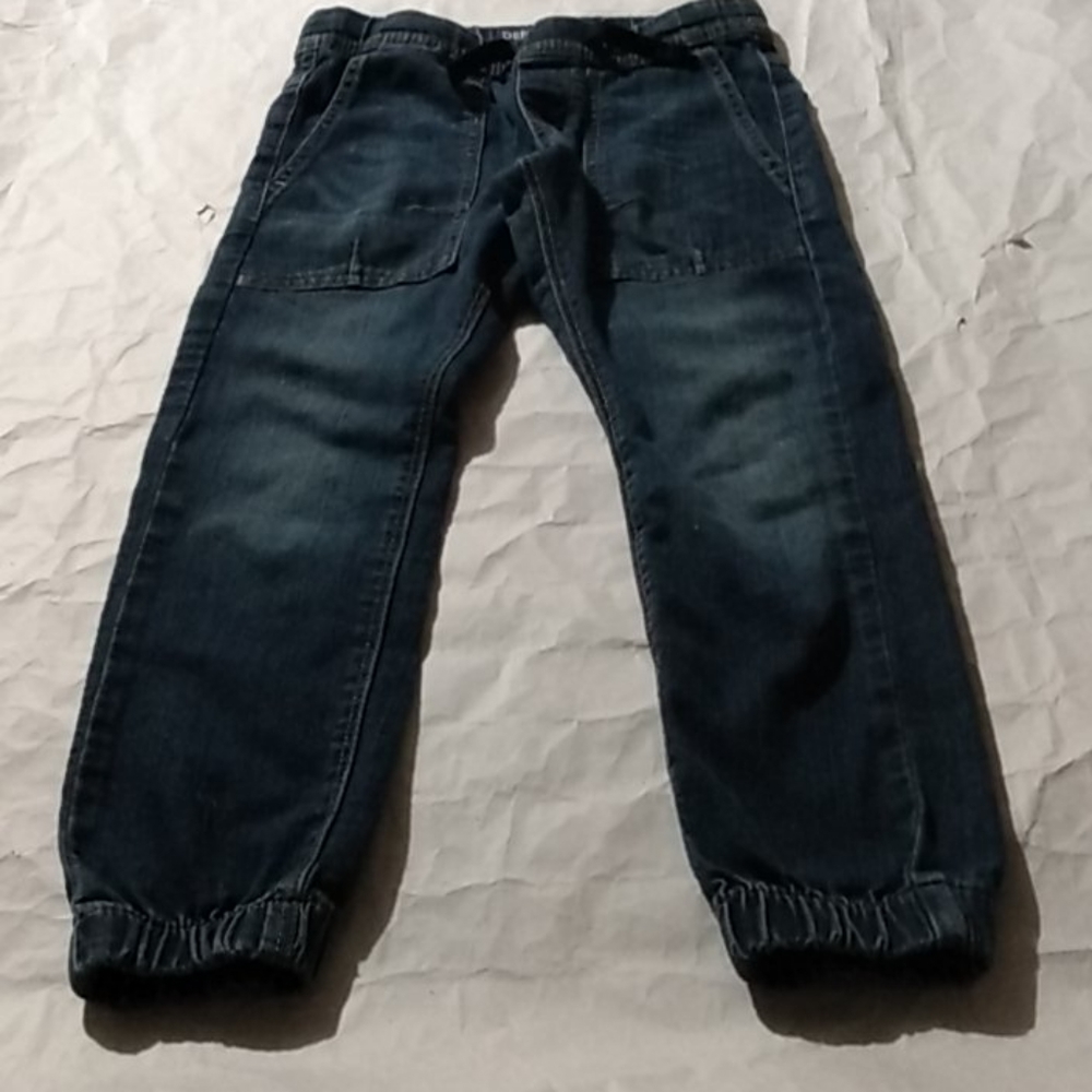 Boys size 8 jeans Denizen Levi's